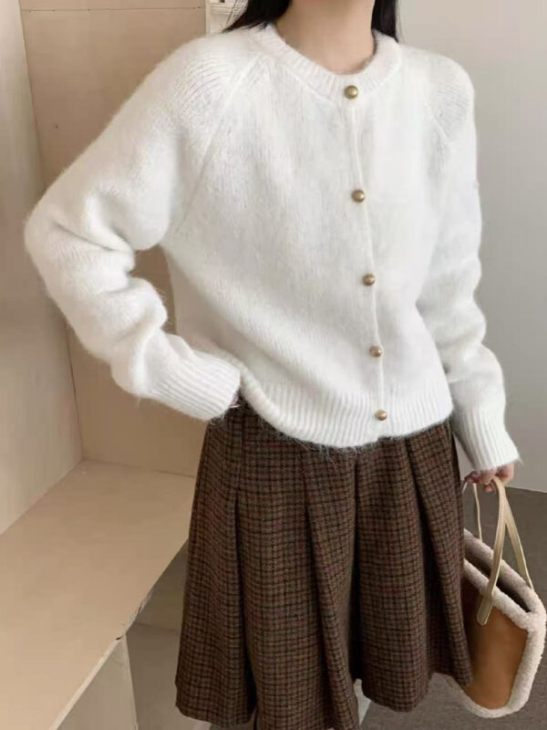 Metal Buckle Round Neck Knitted Cardigan Loose Casual - Image 4